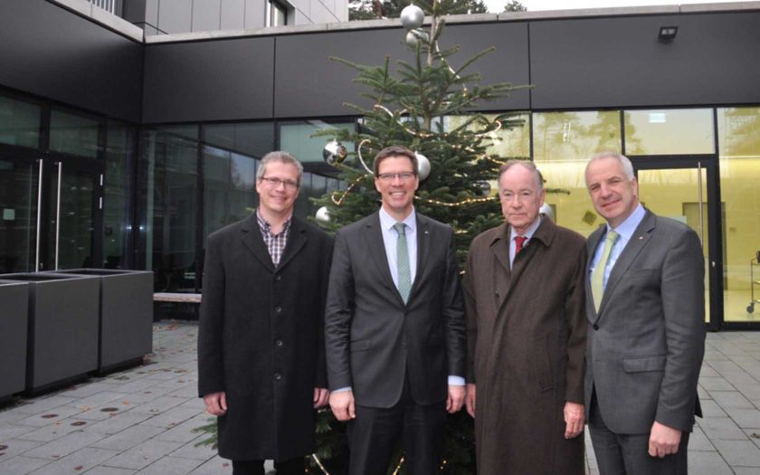 Das Bild zeigt von links nach rechts: Thomas Zöllner, Stephan Santelmann, Hans Wolfgang Zanders, Rainer Deppe /// Quelle: Rheinisch-Bergischer Kreis / Katharina Krause