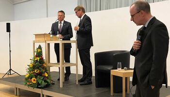 v.l.n.r.: Hans-Jürgen Petrauschke, Ronald Pofalla, unbekannt