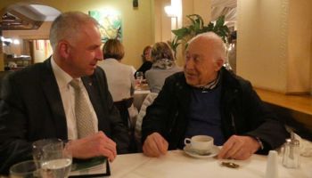 Heiner Geißler (rechts) und Rainer Deppe (links)