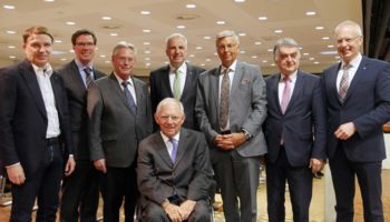v.l.n.r.: Dr. Erik Werdel, Stephan Santelmann, Holger Müller, Dr. Wolfgang Schäuble, Rainer Deppe, Wolfgang Bosbach, Herbert Reul, Dr. Hermann-Josef Tebroke