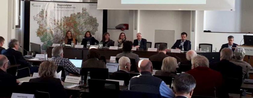 Sitzungsleitung auf der Klausurtagung des Regionalrat Köln