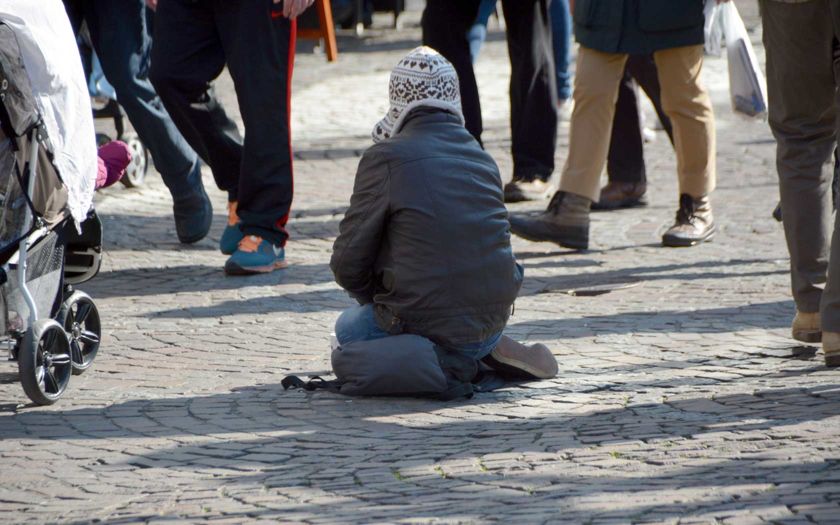 Obdachlos - Bild von Wolfgang van de Rydt / Pixabay