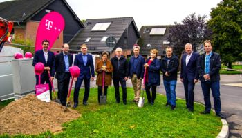 v.l.n.r.: Marco Lohmeier, Marco Andres-Gilles, Dr. Erik Werdel, Korinna Kuhn, Willi Heider, Christoph Ahlborn, Karin Woitas, Jörg Spicher, Rainer Deppe MdL, Daniel Zons