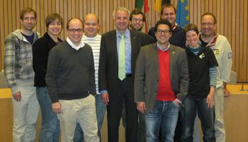 Gruppenfoto mit dem Diözesanausschuss des BDKJ Köln und Rainer Deppe MdL.