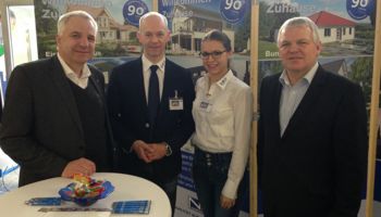 v. l. n. r.: Rainer Deppe MdL, Christoph Brochhaus, Sonja Steinberger und Bürgermeister Willi Heider