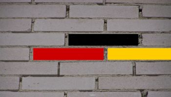 Die Mauer in den Köpfen muss weg! von knipseline / pixelio.de