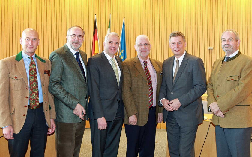 v.l.n.r.: Christoph J. Marpmann, Hans-Jürgen Thies, Rainer Deppe, Ralph Müller-Schallenberg, Bodo Löttgen, Georg Kurella