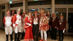 Die „Karnevalsfreunde Bechen“ aus Kürten-Bechen mit Prinz Andre und seiner Prinzessin Silke