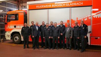 v.l.n.r. Frank Haag, Jörg Köhler, Rainer Deppe MdL, Ralf Etzler, Achim Lütz, Bastian Eltner, Ulrich Buntenbach, Simon Spanier, Holger Müller MdL, Roger Machill und Wolfgang Weiden