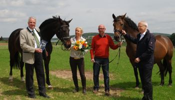 v.l.n.r.: Rainer Deppe MdL, Angela Butkus, Uwe Butkus und Dr. Hermann-Josef Tebroke