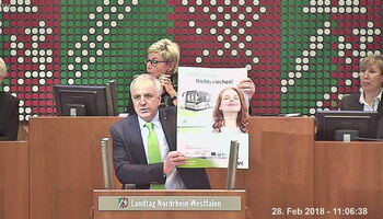 Rainer Deppe während seiner Rede vor dem Plenum zu den Diesel Fahrverboten in NRW