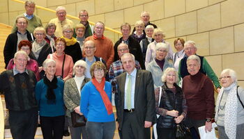 Wanderfreunde „Bergisches Land“ zu Besuch im Landtag