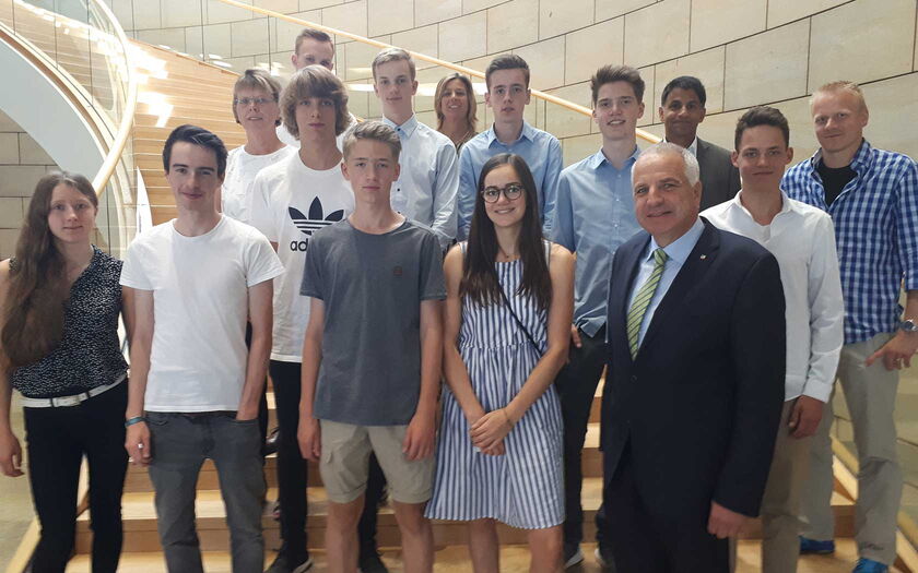 Beste Schülerinnen und Schüler zu Gast im Landtag