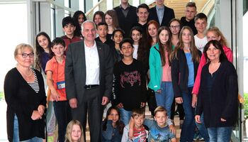 Leseclub der Hauptschule Wermelskirchen zu Gast im Landtag