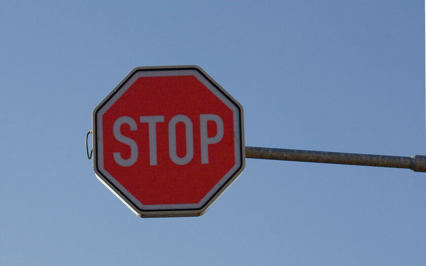 Stopschild von Andreas Morlok / pixelio.de