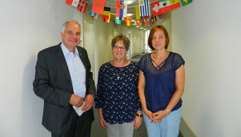 v.l.n.r.: Rainer Deppe MdL, Ulrike Kreffter und Jana Heller-Matthes