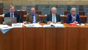 v.l.n.r.: Dr. Dirk Louy (wiss. Referent der CDU-Landtagsfraktion), Hubertus Fehring MdL, Rainer Deppe MdL und Margret Voßeler MdL (alle CDU)