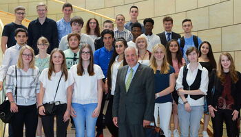 Beste Schülerinnen und Schüler zu Gast im Landtag